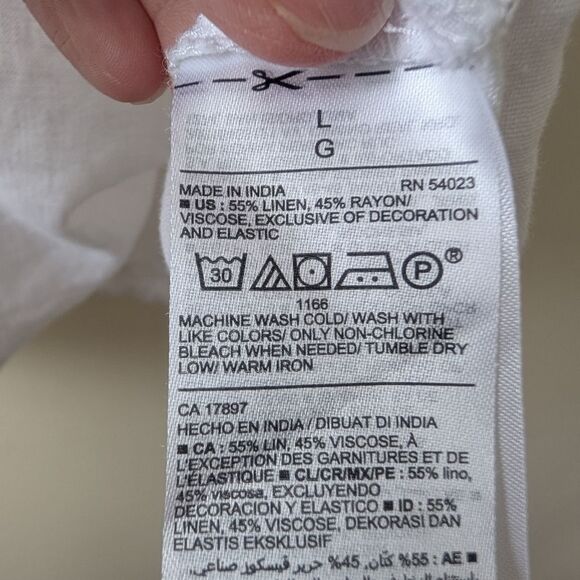 Old Navy Sleeveless Smocked Linen Blend Swing Top White Beach Cottage Size L - Picture 8 of 8